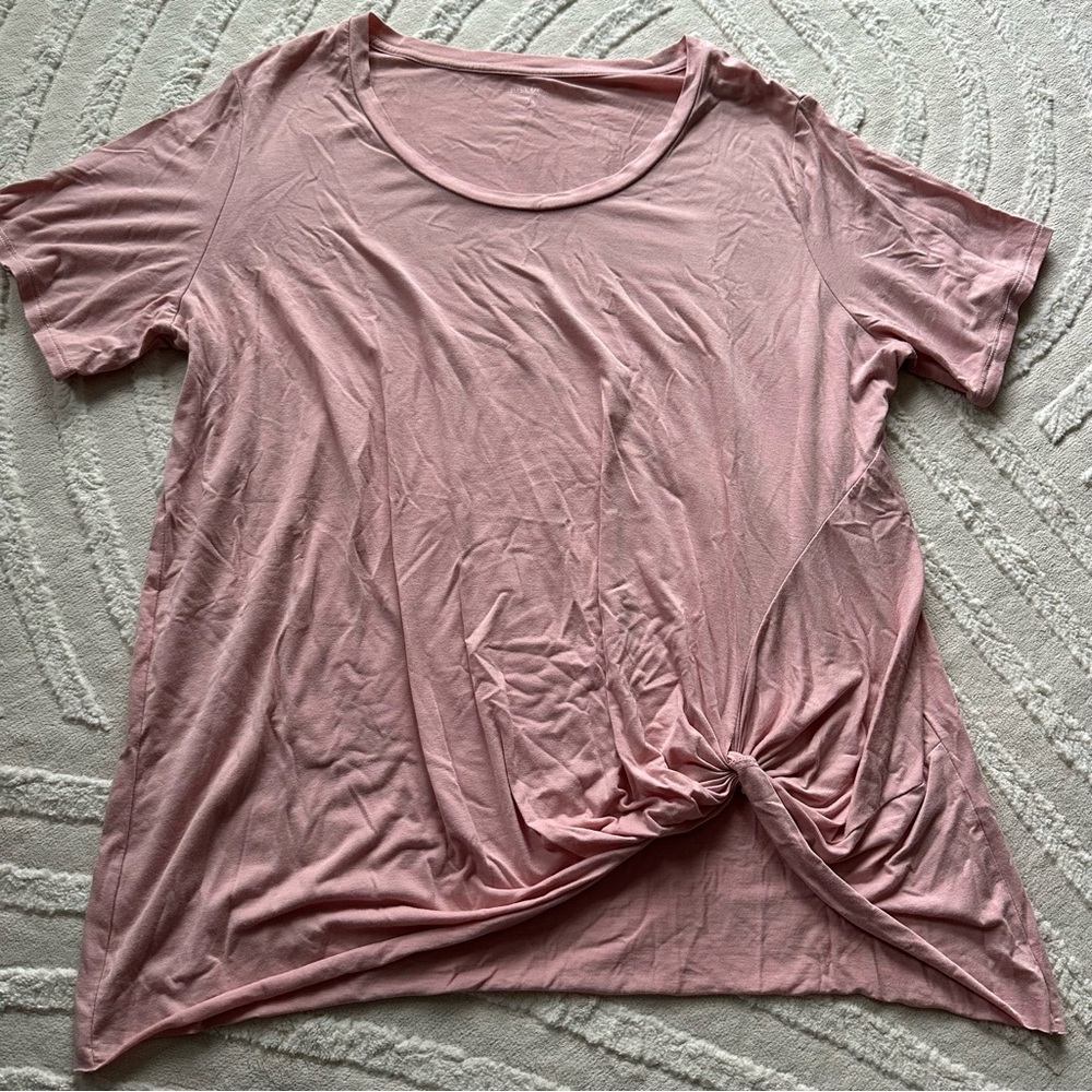Just Be | Twist Bottom Tee